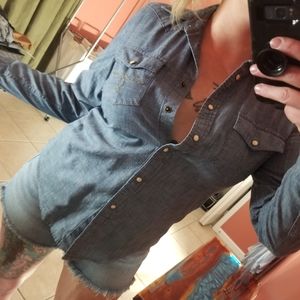 SOLD - Ralph Lauren Denim Snap Button Shirt - sz M